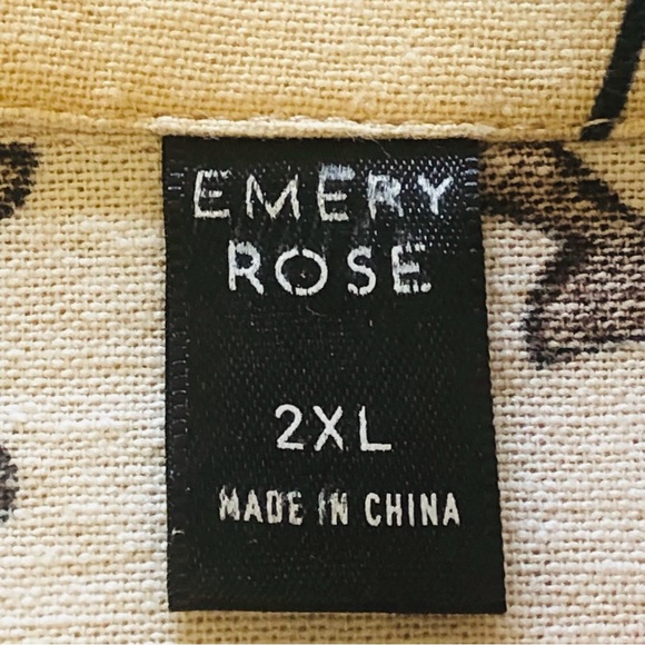 emery Rose ladies short sleeves button up shirt.
Size 2XL 100% cotton - Picture 4 of 10